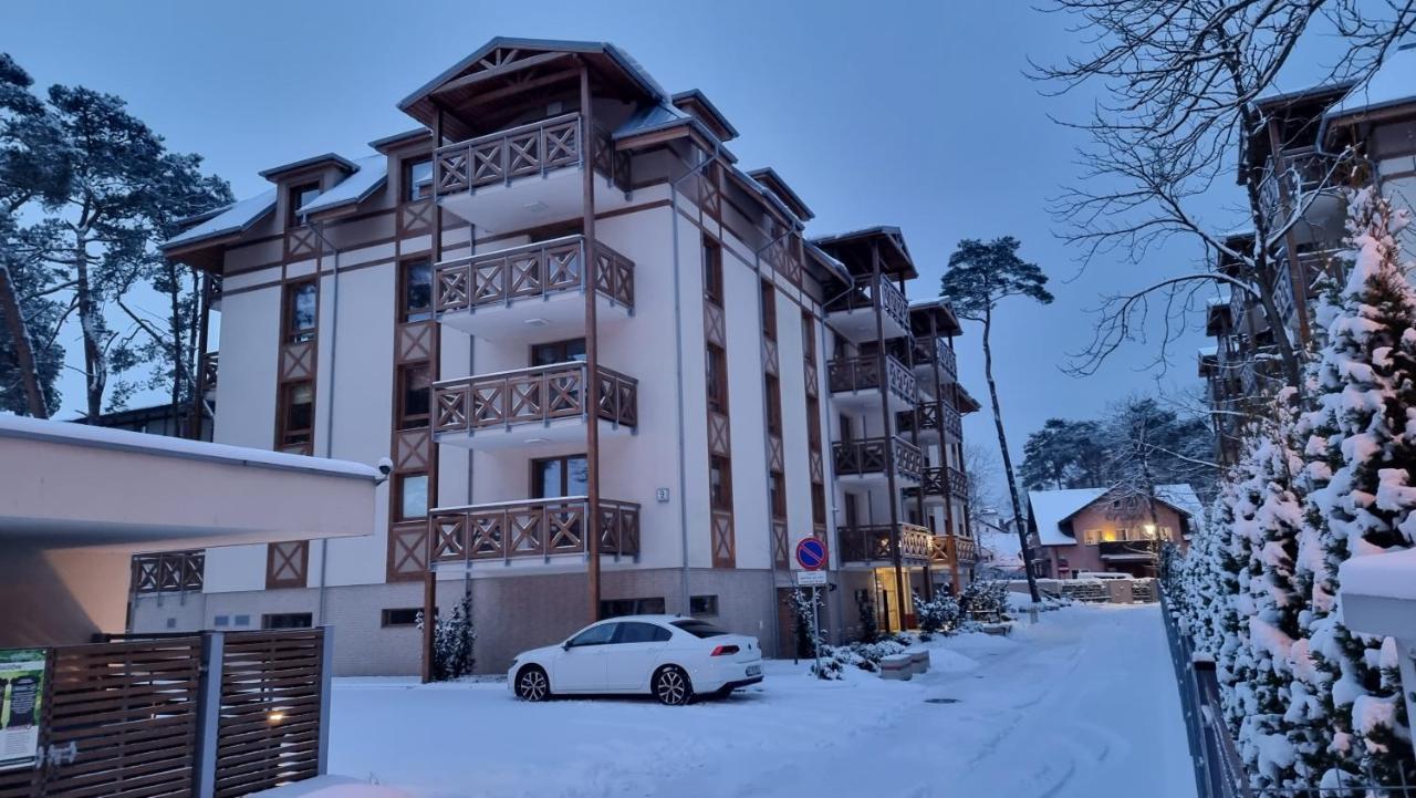 Sosnowy Zakatek - Rezydencja Park Rodzinna Mielno  Exterior photo